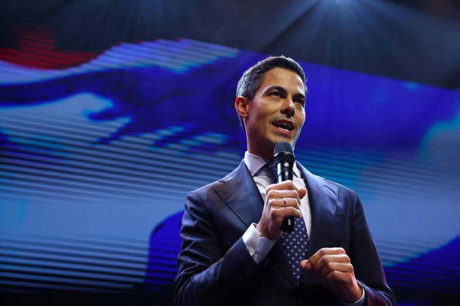 Нидерландия бош вазири: “Эронга берилган зарбалар қонунга хилоф”